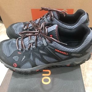 Mens hiking sneakers merrell all out aero size 10.5